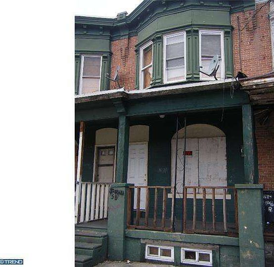 2nd image of 1163 Chase St