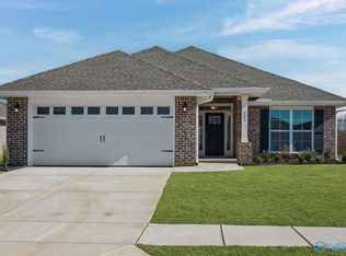 203 Gwinnett Dr, Madison, AL 35756