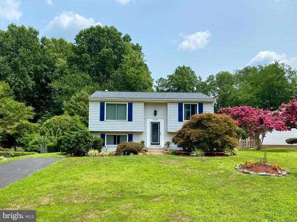 5381 Laura Belle Ln, Fairfax, VA 22032