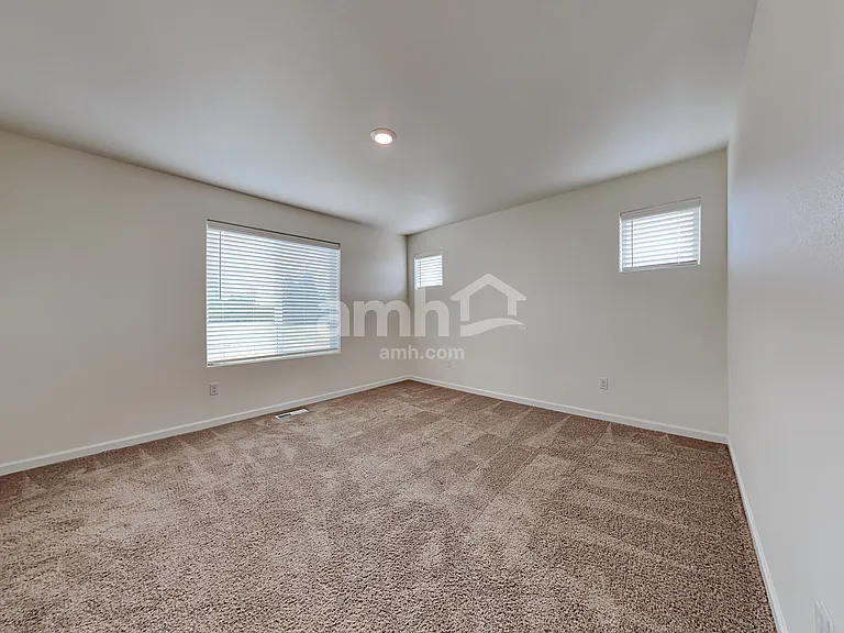 1219 W 15th Ave — Photo 7