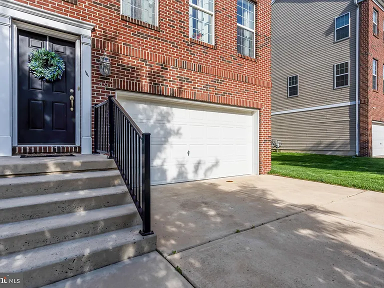 49 Creekside Way — Photo 4