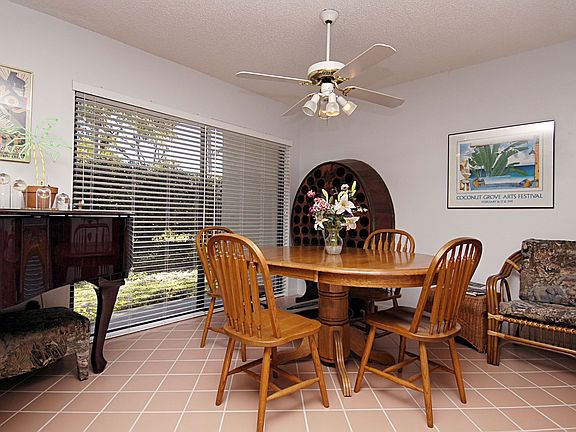 3rd image of 740 SE 1st Way APT 103
