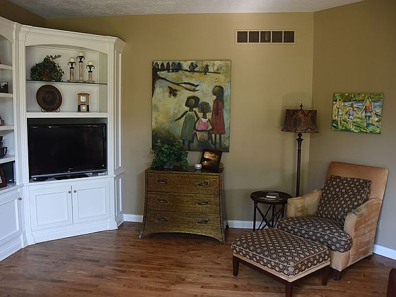 5th image of 8428 Admirals Landing Way