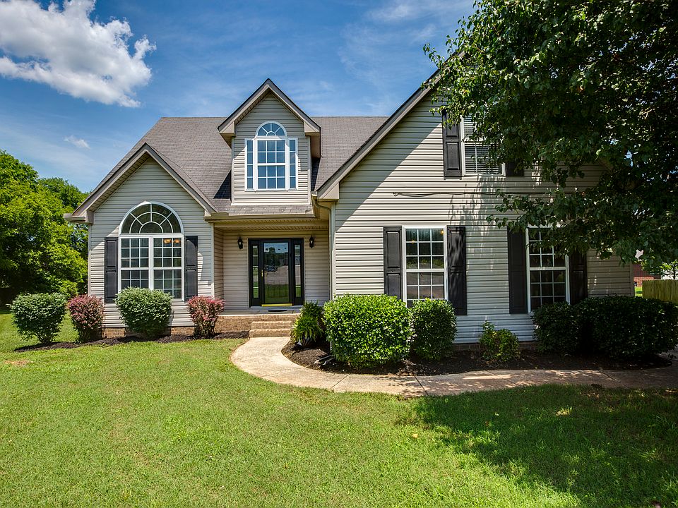 1st image of 555 Heartland Ln
