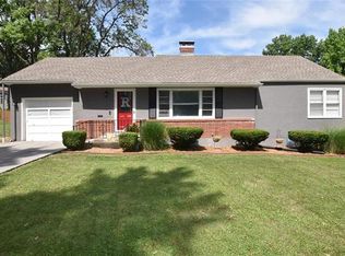 101 W Navajo Ln, Kansas City, MO 64114