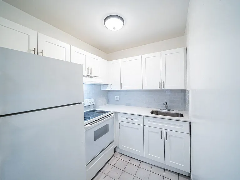 713-717-721 SW 13th Ave — Photo 47