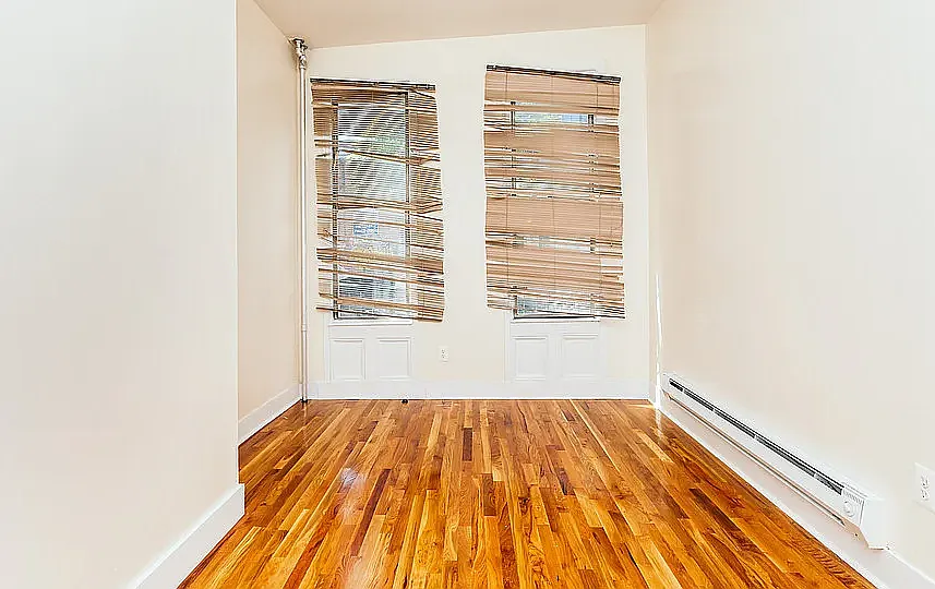 74 Starr Street — Photo 2