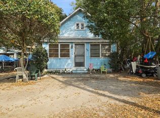 1033 S Grove St, Eustis, FL 32726