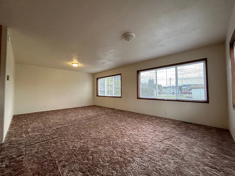 11901 55th Ave NE #24 — Photo 5