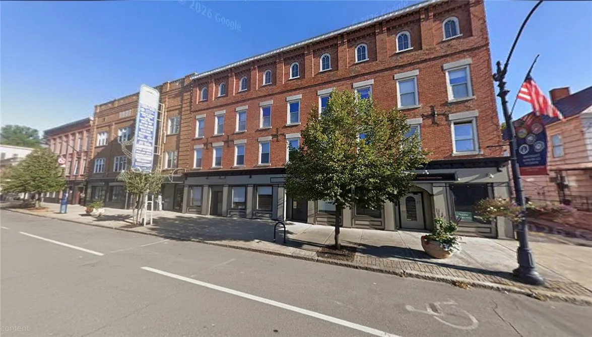 Studio, 1.0 bath, 11232 sqft, $1,000 — Photo 1