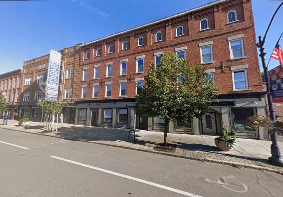 27 E Main St #316