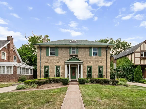 525 Wisner St, Park Ridge, IL 60068