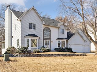 8886 Jewel Ave S, Cottage Grove, MN 55016