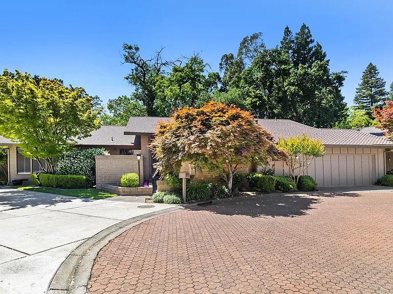 2800 Calle Vista Way — Photo 48