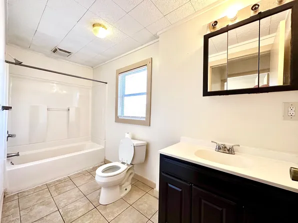 8 W Lutton St, New Castle, PA 16101