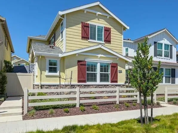 7951 Arcadia Dr, Citrus Heights, CA 95610