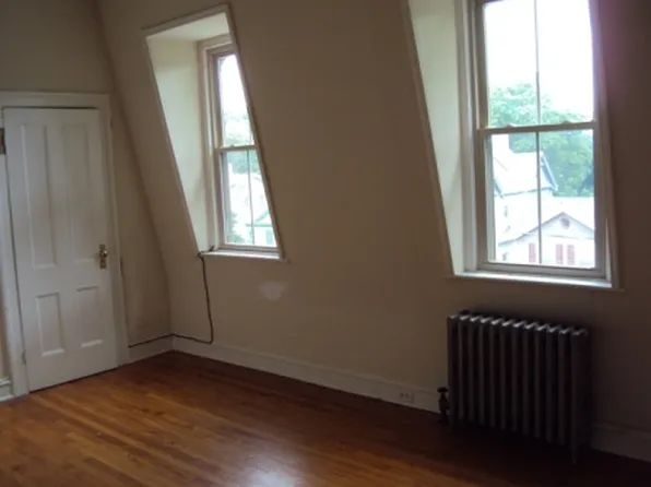 149 Montgomery St, Poughkeepsie, NY