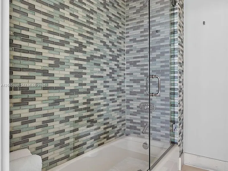 400 Alton Rd #706 — Photo 32
