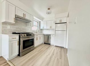 30-35 47th St #3, Astoria, NY 11103