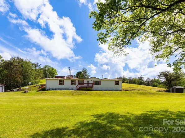 283 Grandview Dr #1, Marshall, NC 28753