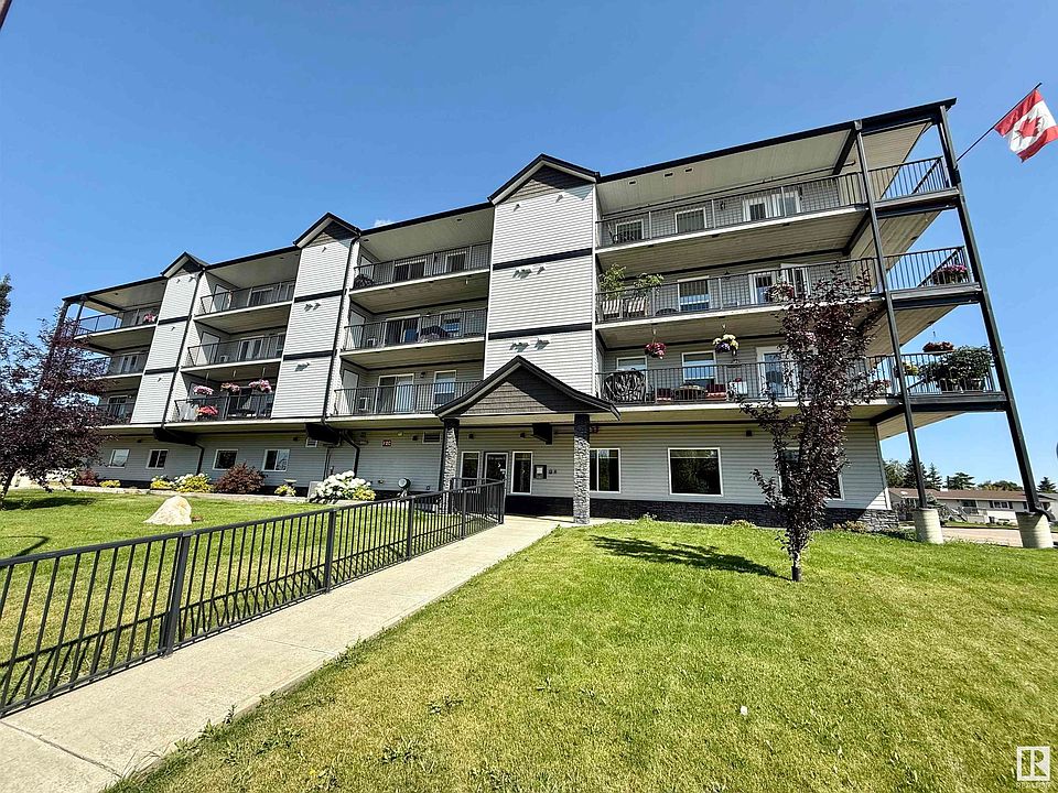 1st image of 4614A Lakeshore Dr #204