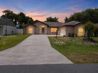 11130 Fountain Lakes Blvd, Leesburg, FL 34788
