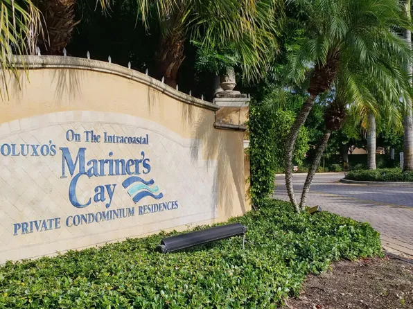 900 Scotia Drive #205, Hypoluxo, FL 33462