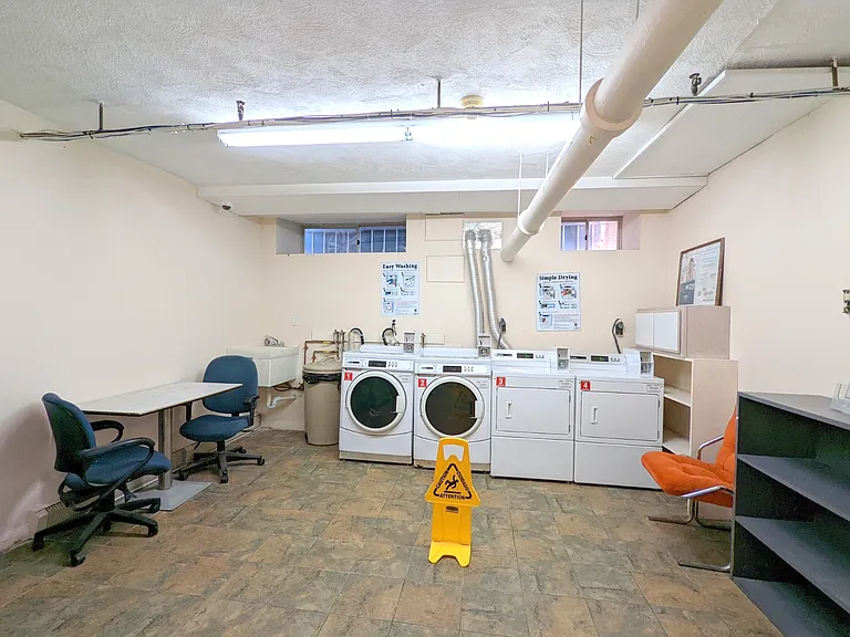 402 Highland Ave #20 — Photo 19