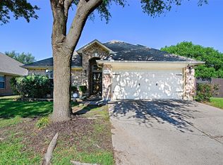 5319 Fig Tree Ln, Grand Prairie, TX 75052