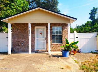 8205 Firetower Rd, Jacksonville, FL 32210