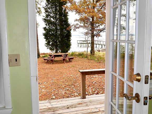 3rd image of 15525 Potomac River Dr