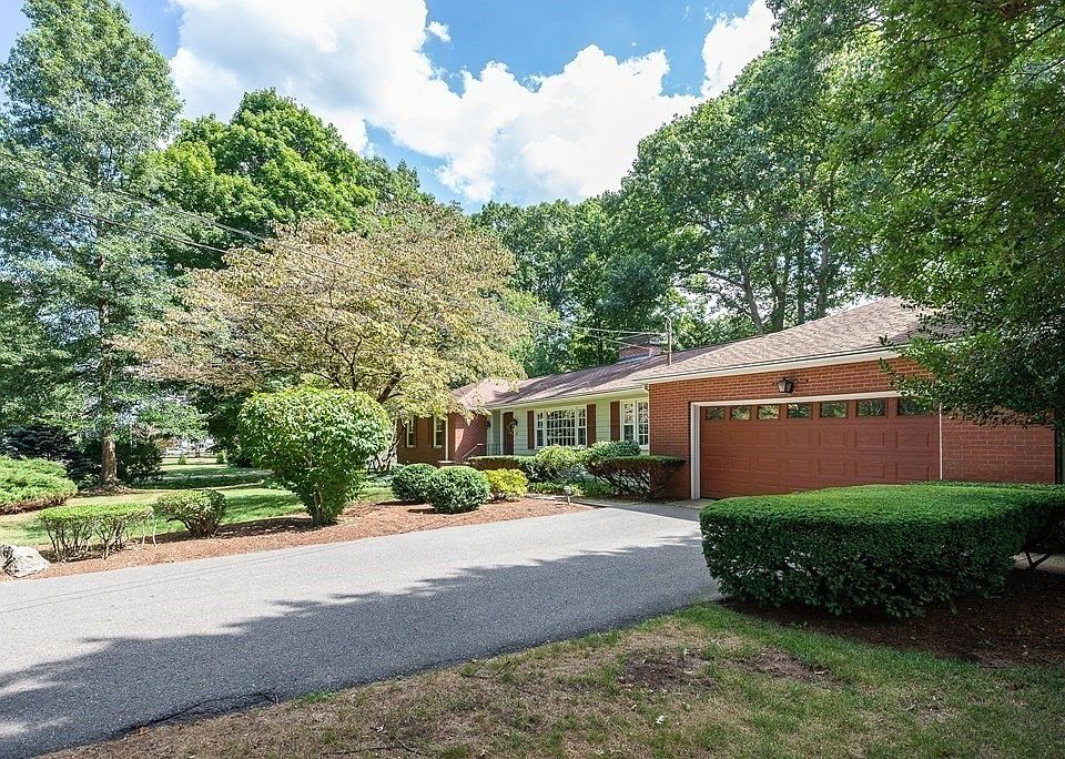 18 Rathbun Willard Dr, Attleboro, MA 02703 Zillow