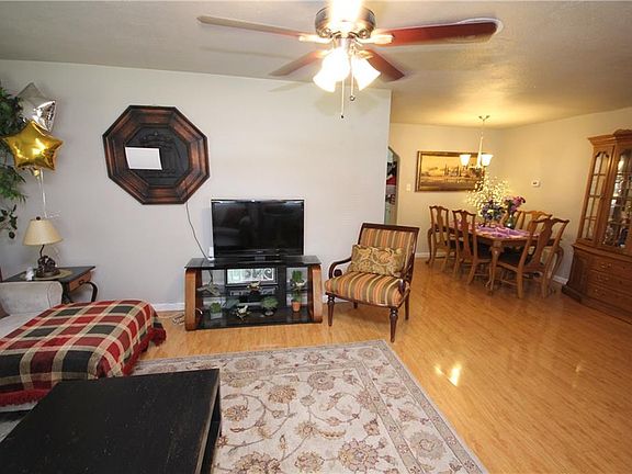 4th image of 6828 John Dr
