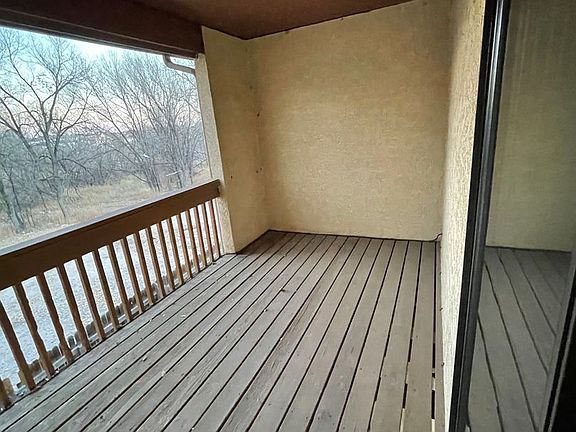 2nd image of 5550-5556 Bonita Village Rd Unit 5554