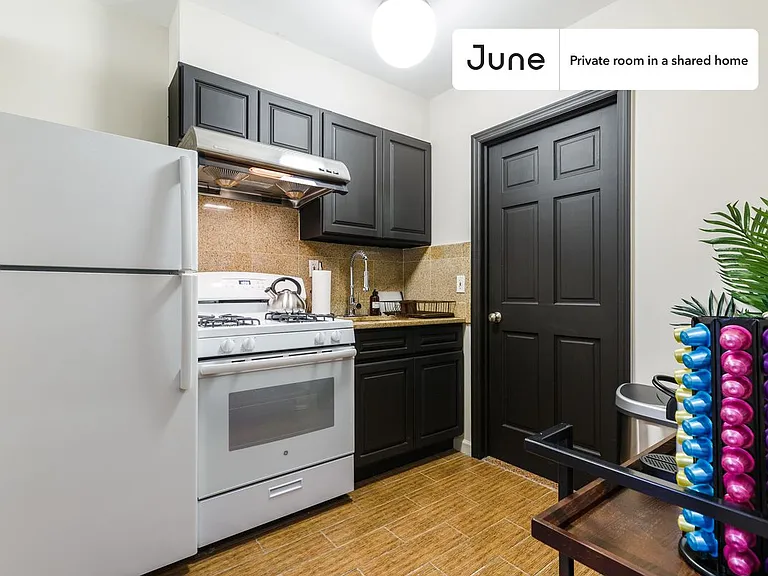 7 Eldridge St #A — Photo 5