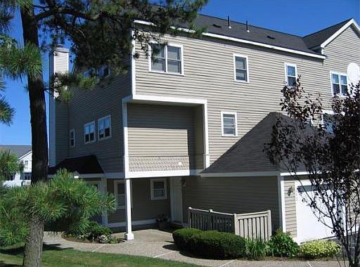Front Entrance & Garage