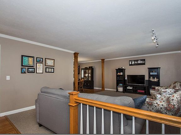 3rd image of 4599 Azalea Ln