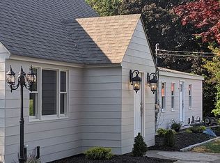 74 Meeting House Hill Rd, North Franklin, CT 06254