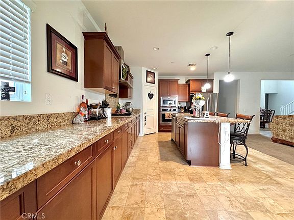 5th image of 18016 Ribwort Rd