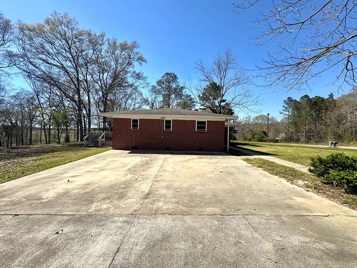 21903 Hwy 189 — Photo 2