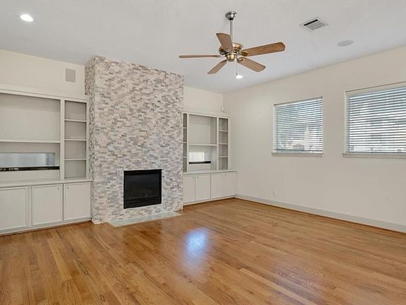 5th image of 5302 Fairdale Ln