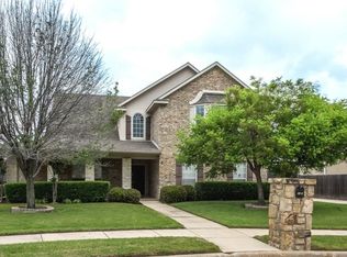 2673 Juniper Ln, Grapevine, TX 76051