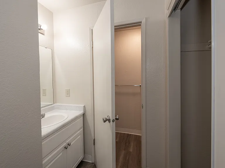 Riverstone — Photo 15