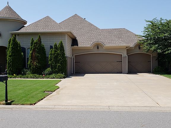 Lots of parking space.