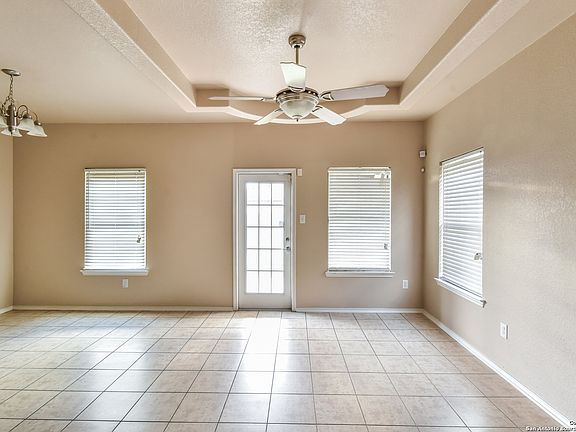 5th image of 3855 Bogie Way