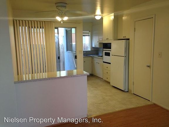 3rd image of 2717 O St APT 01