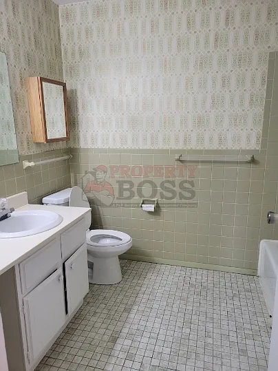 7322 Noble St #4-1 — Photo 5
