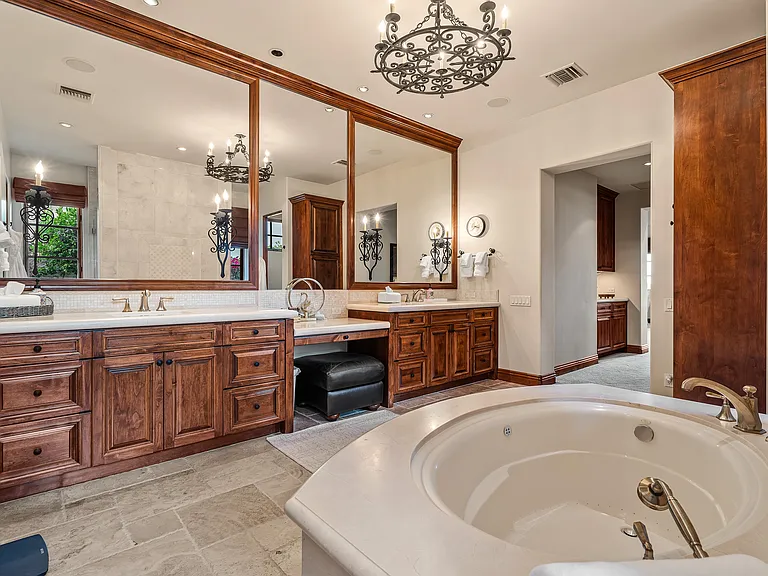 31 Hillcrest Dr — Photo 47