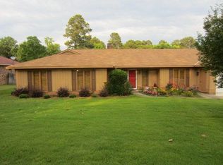 6846 Raintree Dr, Columbus, GA 31909