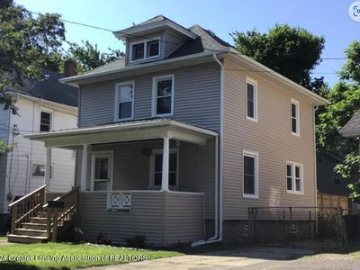 751 W Franklin St, Jackson, MI, 49201